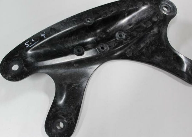 A lightweight transmission crossmember using a zero-waste process