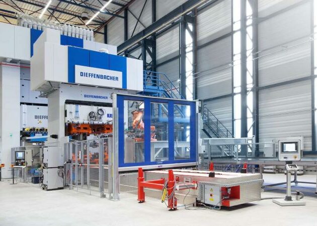 Larger thermoplastic components from recycled plastic materials