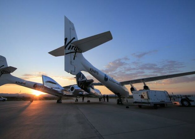 SpaceShipTwo prepares for first spaceflight
