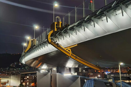 Inspection-Bot and Wash-Bot for the Genua bridge