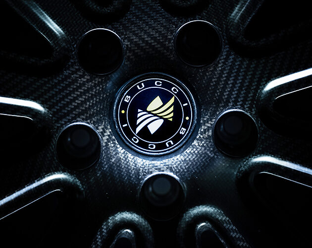 Full carbon fibre rim for cars