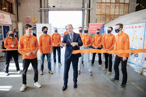 The official opening of Nuna11 construction was done by Peter Snijders, Mayor of Zwolle, Netherlands (Photography Hans-Peter van Veldhoven).