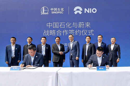 NIO and Sinopec sign a strategic partnership agreement