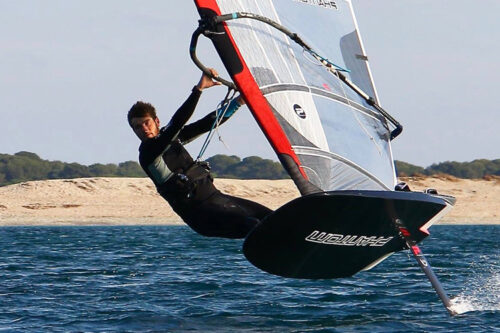 Phantom Windsurfing monolithic carbon fibre wing and mast components