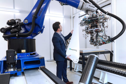 New types of rotors for weak winds and hydrogen tanks with built-in safety sensors are intended to make small wind turbines for private use possible in regions with little wind, such as Lausitz.