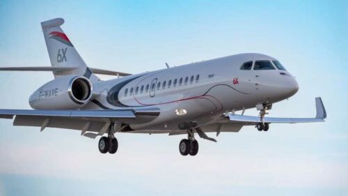 Premier vol réussi pour le troisième Falcon 6X