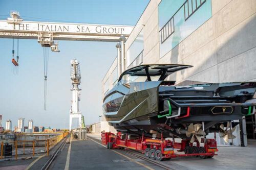 Tecnomar for Lamborghini 63: the launch of the first yacht