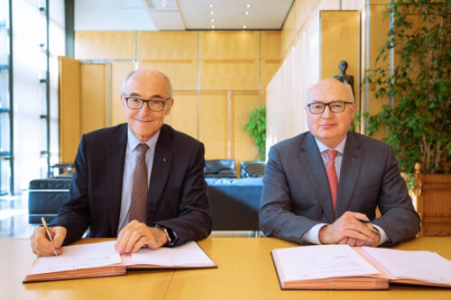 Air Liquide et Faurecia annoncent un accord de développement afin d’accélérer l’utilisation d’hydrogène pour les poids lourds