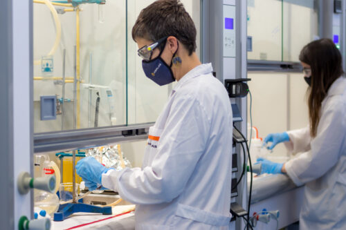 The EROS Project to develop new recycling processes to recover composite materials from the aeronautics and wind turbine sectors