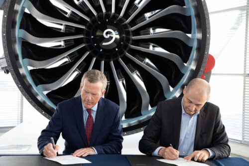 Safran et Albany International prolongent leur coopération stratégique sur les matériaux composites avancés