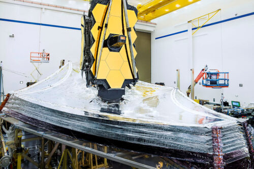 Toray celebrates the successful launch of the historic James Webb Space Telescope