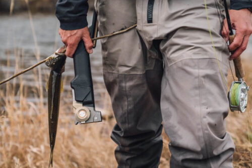 FoldaXe multitool is 4-in-1 axe that doubles as knife and wood saw