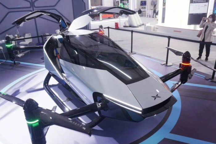 "Flying car" reinforced by HRC Group lightweight solutions stuns the market