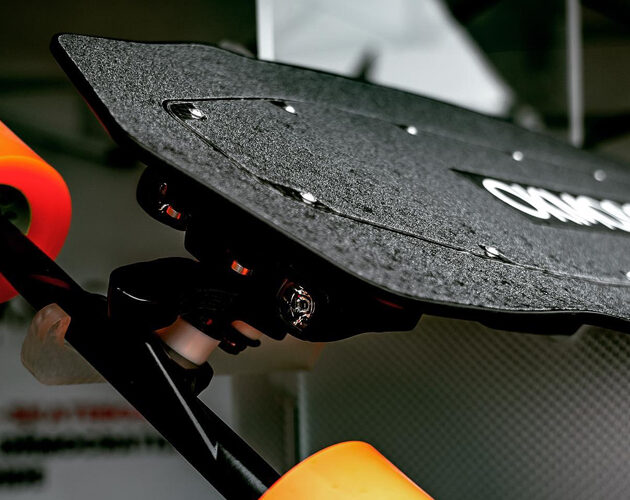 Ultra-thin and lightweight electric skateboards