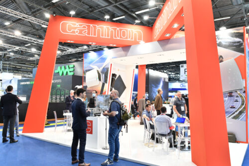 Cannon Afros propose un système innovant d'infusion directe de résine pour accélérer la fabrication des pales de rotor d'éoliennes
