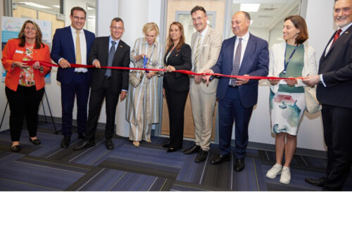Solvay inaugure un nouveau laboratoire à Alpharetta en présence de SAR la Princesse Astrid de Belgique
