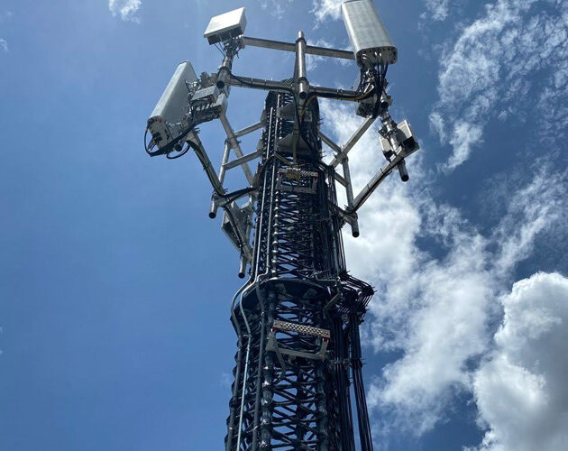 IsoTruss donates two carbon fiber cell towers to Learning Alliance