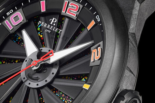 Carbon fibre and rainbow colours are the protagonists of the new "Turbine Rainbow" by Perrelet