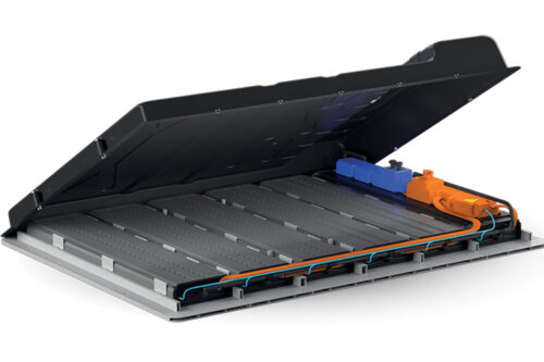 Figure 1: The new Pure Performance Battery features a space-saving aluminium sandwich plate that prevents damage during ground impact and increases integration capability (source: Lorenz Kunststofftechnik GmbH)