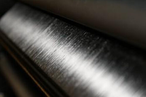Solvay lance le préimprégné à faible température de cuisson LTM® 350 qui permet d’atteindre des vitesses de fabrication des outillages inédites. (Photo: Solvay, PR042)