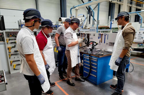 Initiation aux techniques du composite pour une équipe engineering Airbus Toulouse