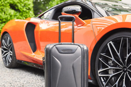 TUMI et McLaren enrichissent leur collection de bagages de voyage de luxe