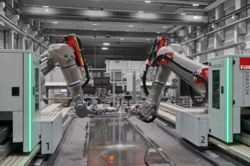 Fill develops and produces automated solutions for non-destructive materials testing with high-precision ACCUBOT robots. The great variety of inspection methods already available has now been augmented with THz-Imaging. Image: ©raumpixel