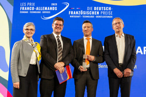 From left to right: Sabine Christiansen, German journalist, Stefan Klocke Chairman of Volocopter, Dirk Hoke CEO of Volocopter, Marie Guillemot Henri Poupart-Lafarge CEO of Alstom © Volocopter