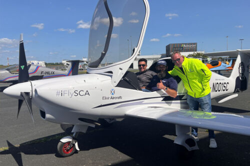 Sierra Charlie Aviation Scottsdale Arizona passe une pré-commande pour 100 avions Elixir