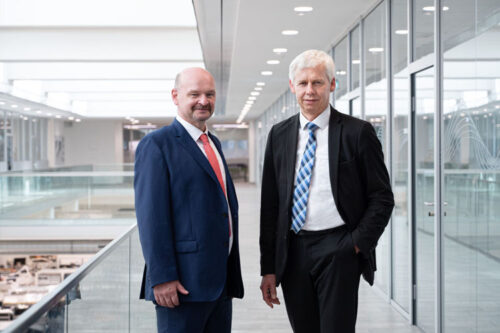 Ingo-Ludwig Hammer (links) und Dr. Jürgen Blumm (rechts)