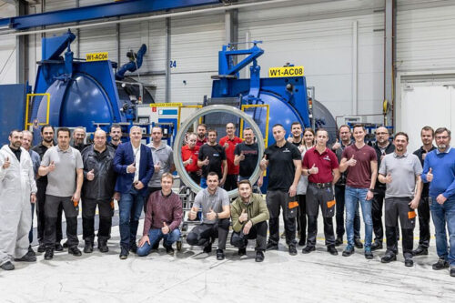 With an agreement from the renowned engine manufacturer Pratt & Whitney Canada Corp. (“P&WC”) for the maintenance, repair and overhaul of Fan Cases, FACC is developing into a full component repair service provider in the engine sector, from development and production to maintenance of engine components.
