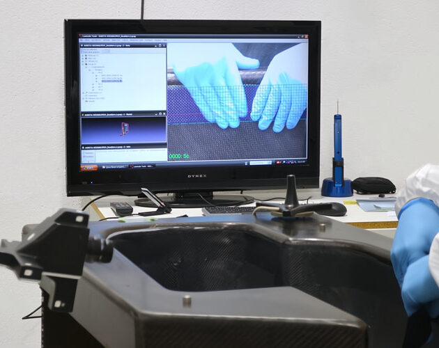 Anaglyph at JEC World 2024 with Plymatch, a solution for manufacturing complex composite parts