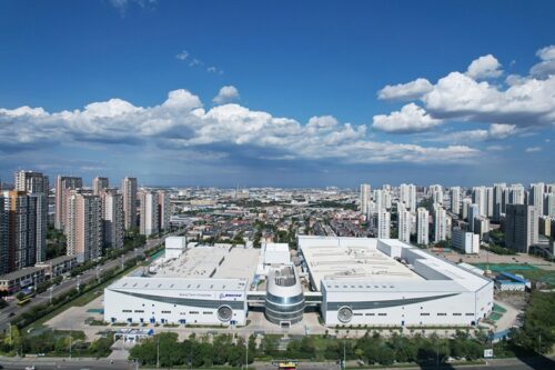 Boeing opens expanded Tianjin composite plant
