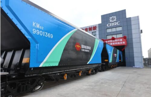 China's first batch of carbon fiber composite heavy rail wagons