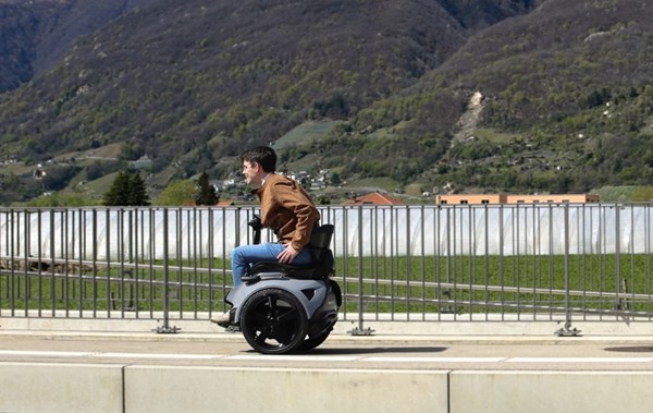 RadiciGroup, Acerbis and Genny Factory SA team up to revolutionise sustainable mobility with an innovative self-balancing vehicle