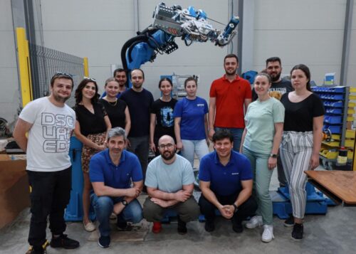 Mikrosam and Cidetec team at Mikrosam's factory during the FAT