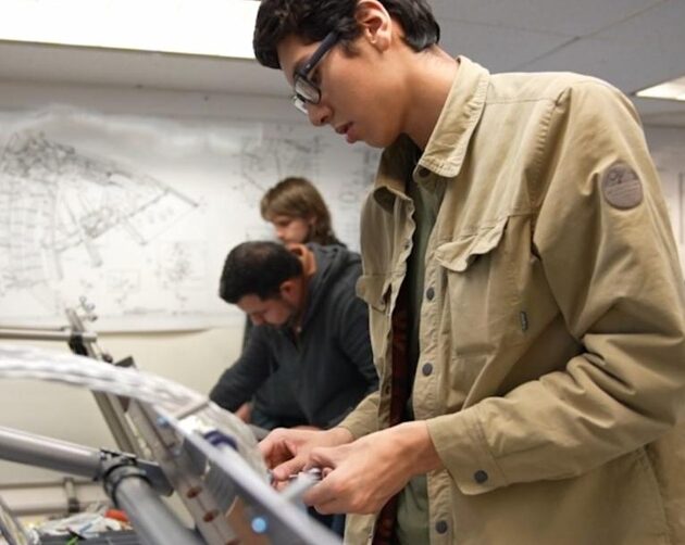 Industry partnership enhances aerospace manufacturing training