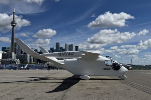 Beta-CX300-Visit_CYTZ_20250818_IMG_E0870Photo-Kenneth-I.-Swartz-Aeromedia-Consultants