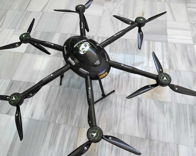 A drone entirely manufactured from its 3R material