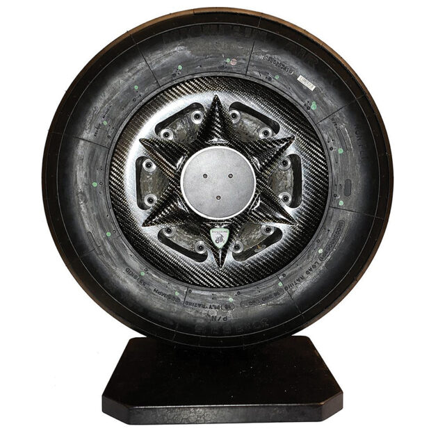 From carbon to rolling, a new pathway for composite aircraft wheels